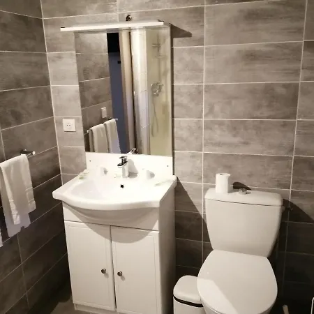 Les Tamaris Отель