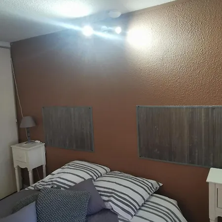 Les Tamaris Отель Campsegret