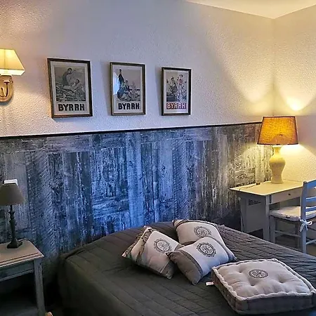 Les Tamaris Hotel 2*