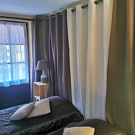 Les Tamaris Hotel