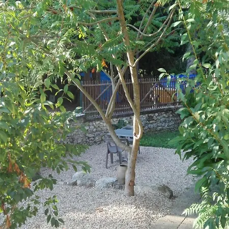 Отель Les Tamaris Campsegret