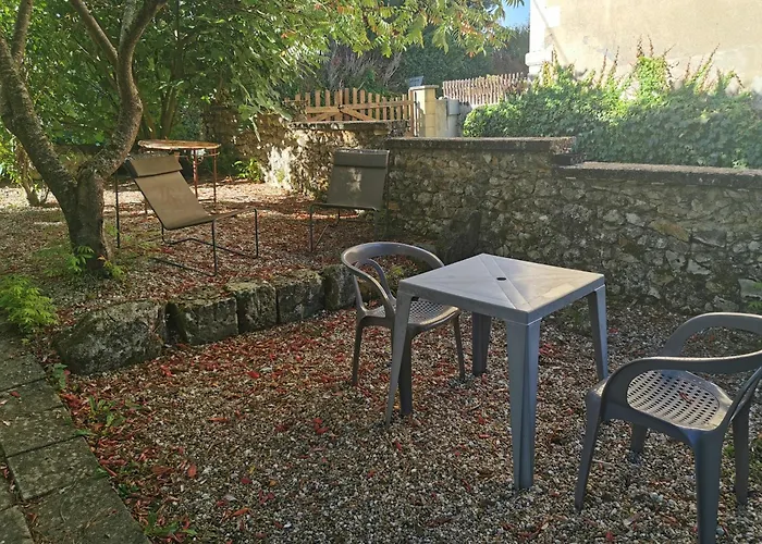 Les Tamaris 2* Campsegret